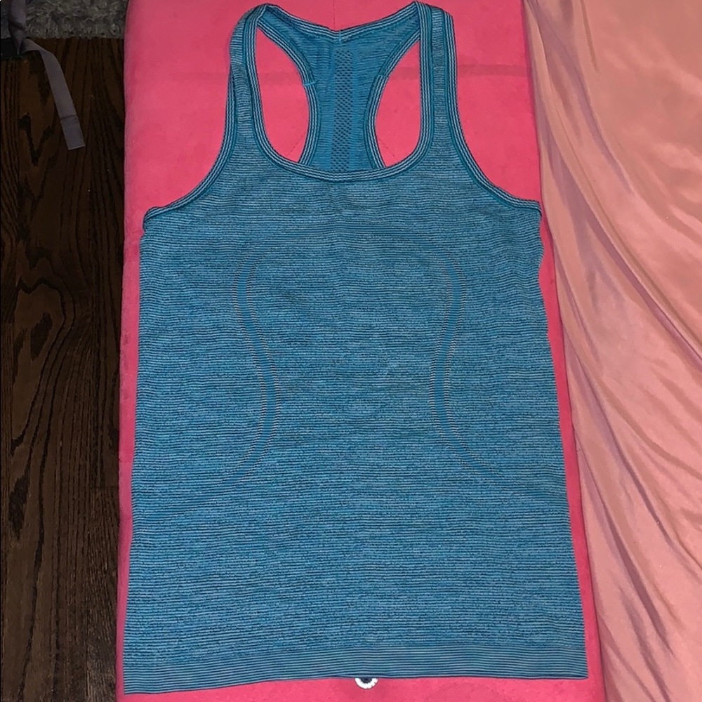 Blue tank top shirt